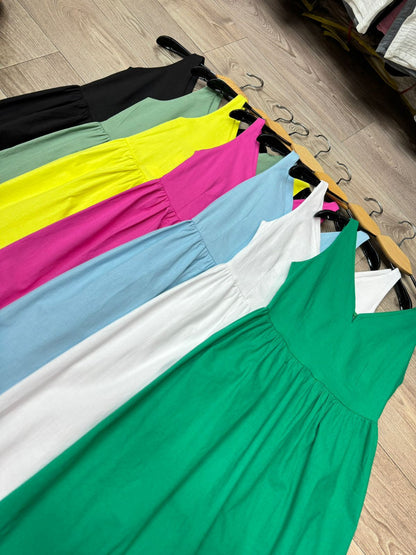 Dresses color