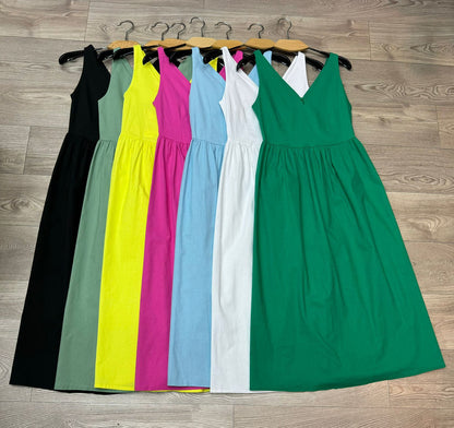 Dresses color